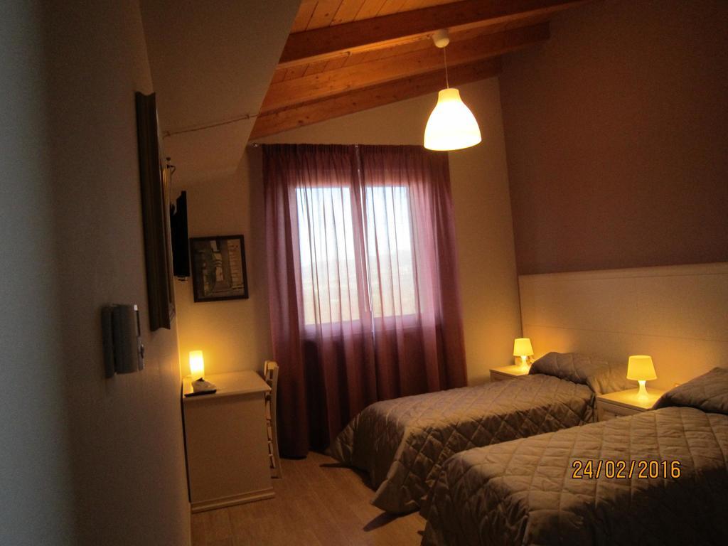 Hotel La Radice Paganica Exterior foto